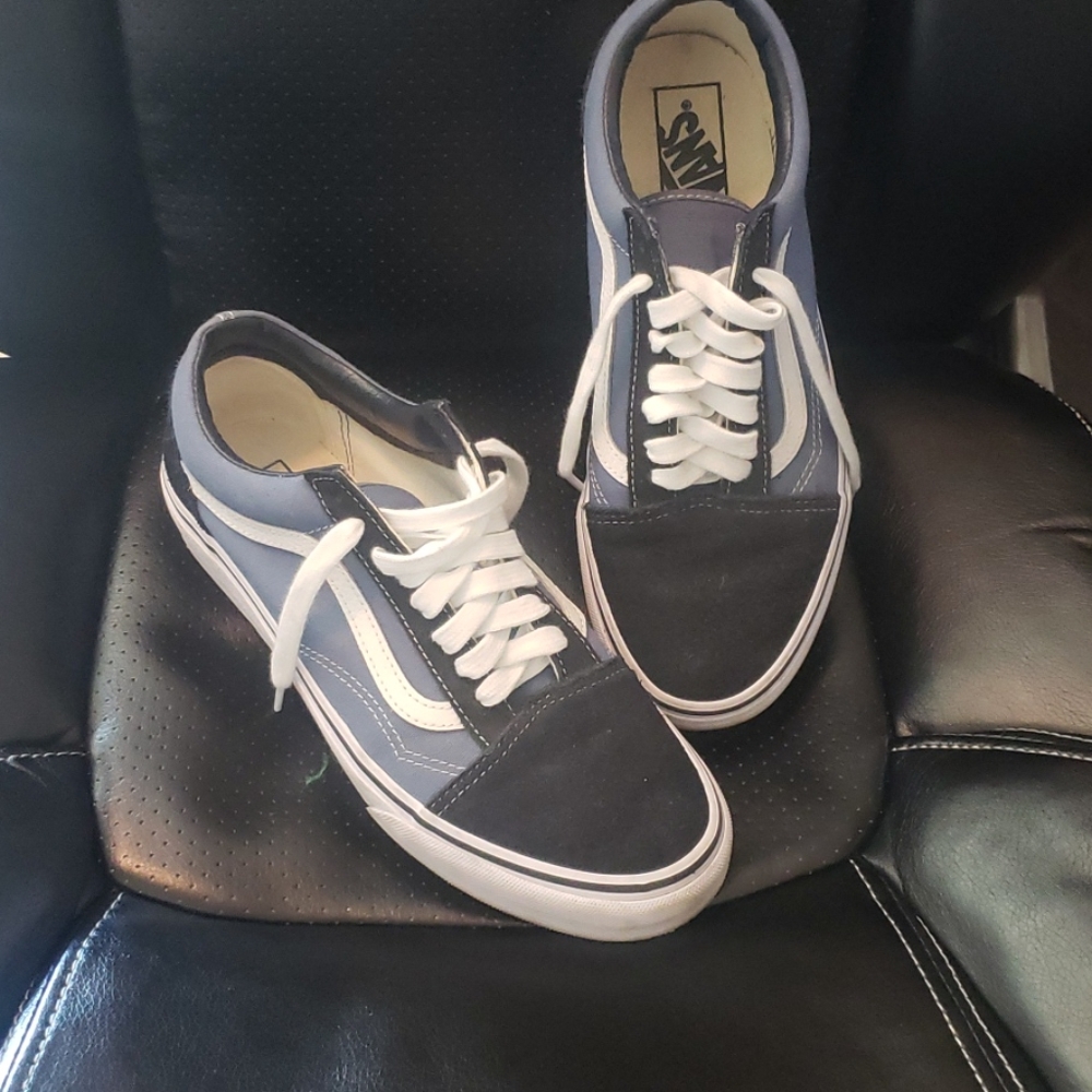 Vans (like new)